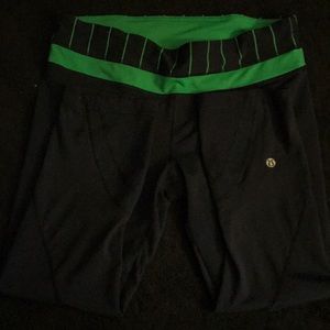 Lululemon capris navy blue/green workout pants